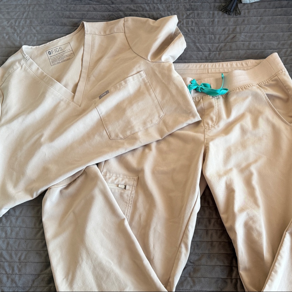 Women’s Khaki Figs Scrub Set with Teal Accent